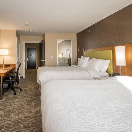 Springhill Suites By Marriott Дентон Экстерьер фото