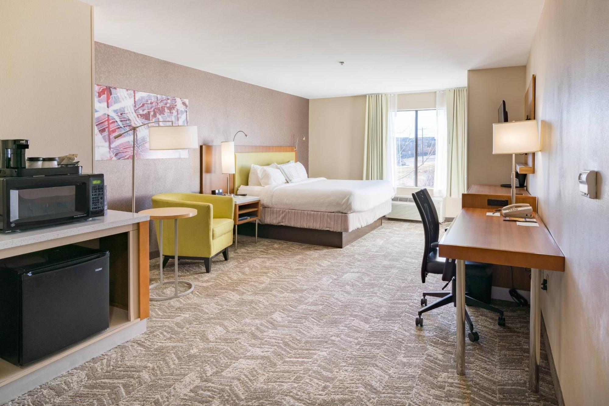 Springhill Suites By Marriott Дентон Экстерьер фото