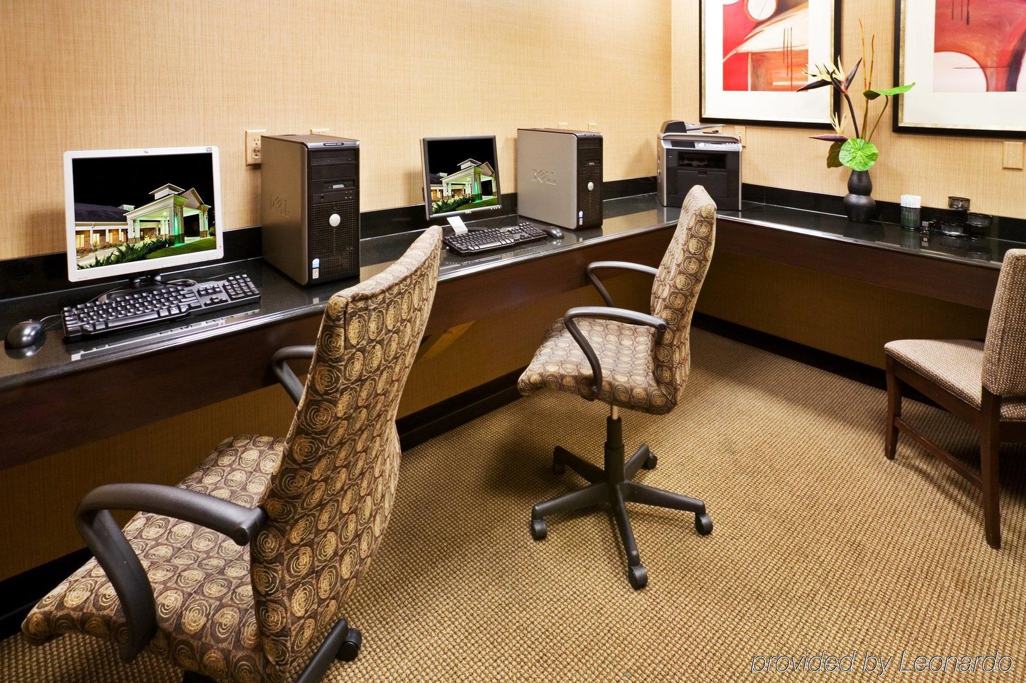 Springhill Suites By Marriott Дентон Удобства фото