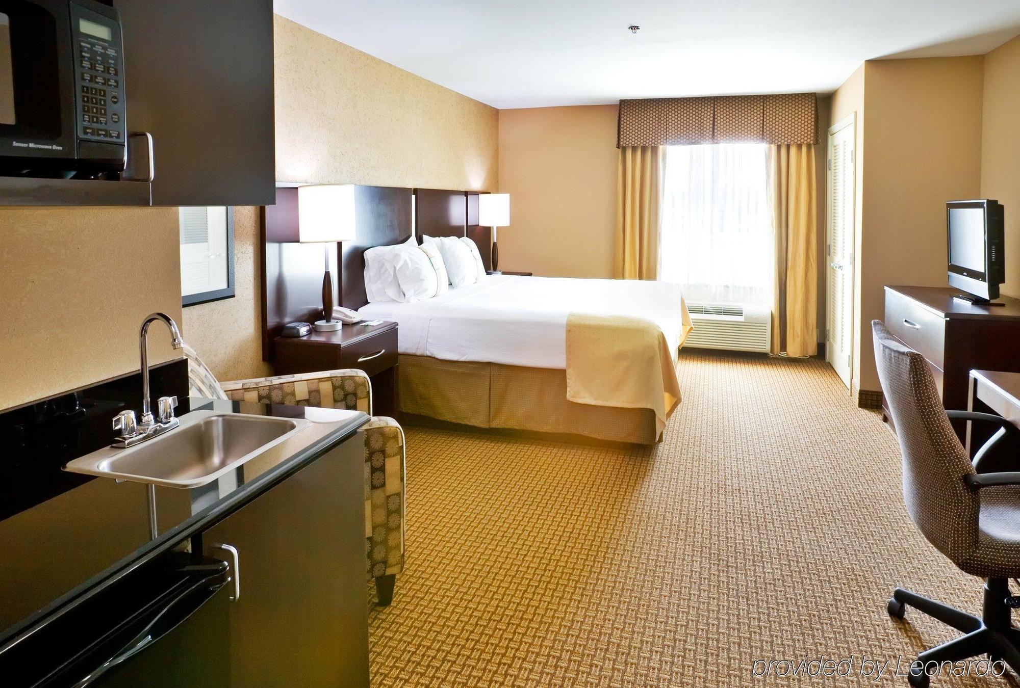 Springhill Suites By Marriott Дентон Номер фото