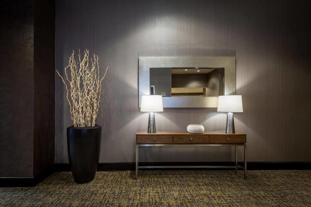 Springhill Suites By Marriott Дентон Экстерьер фото